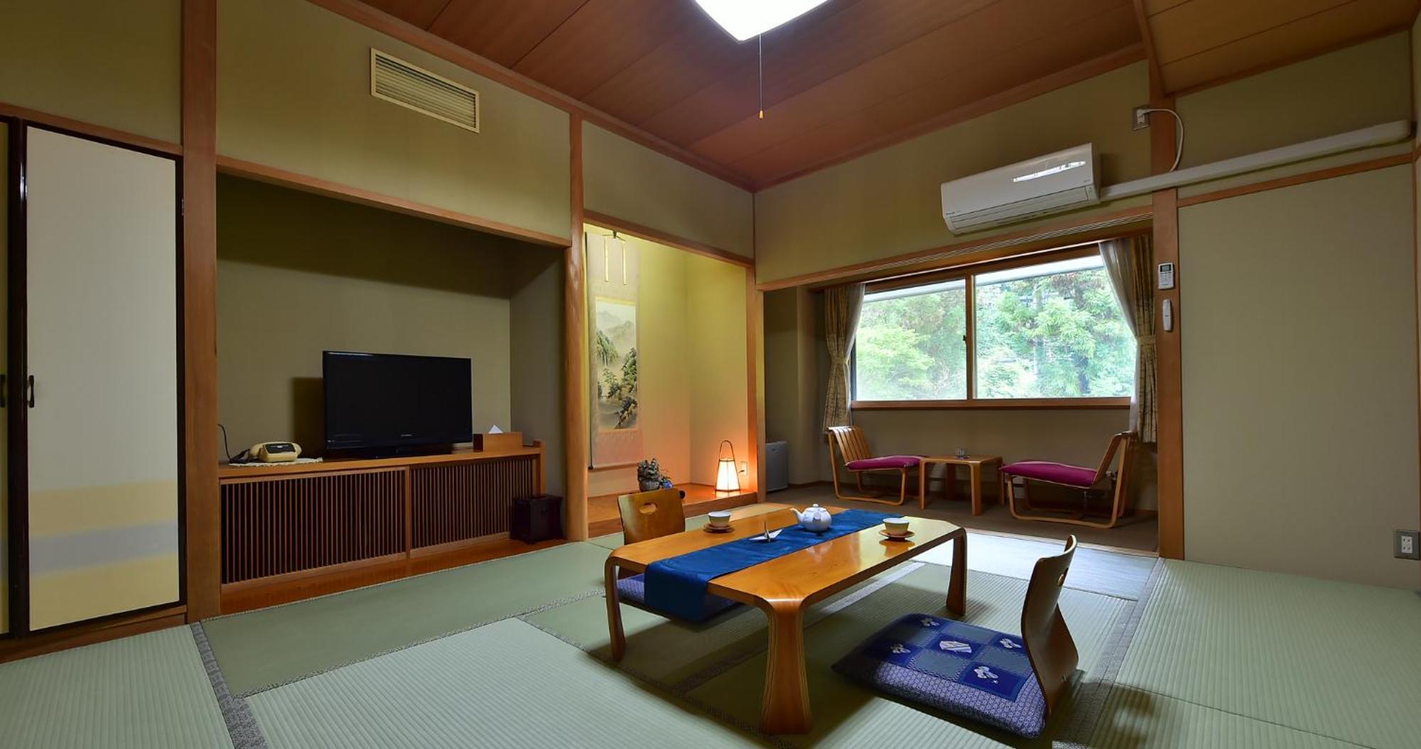 Kotobuki Hotel Yamanouchi  Eksteriør billede